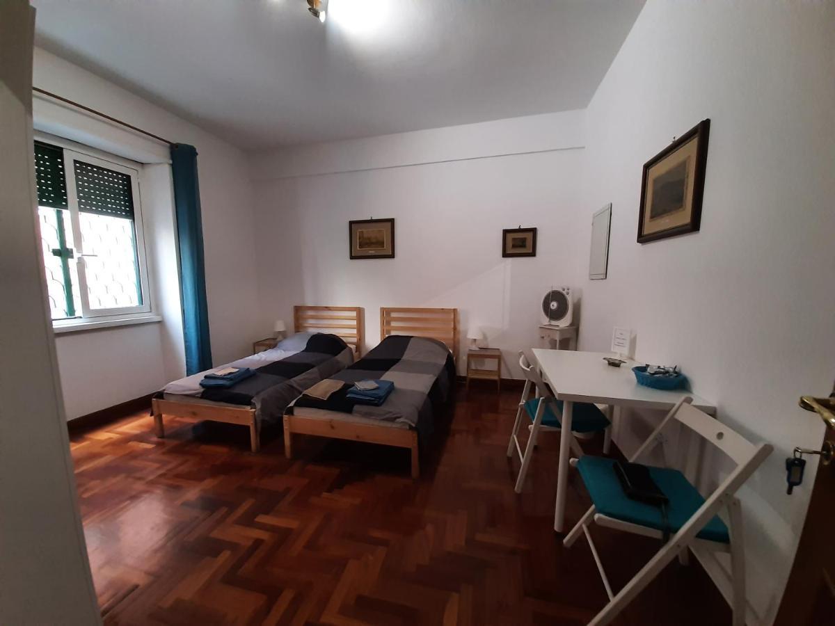 A Casa Di Robi Hotel Рим Екстериор снимка
